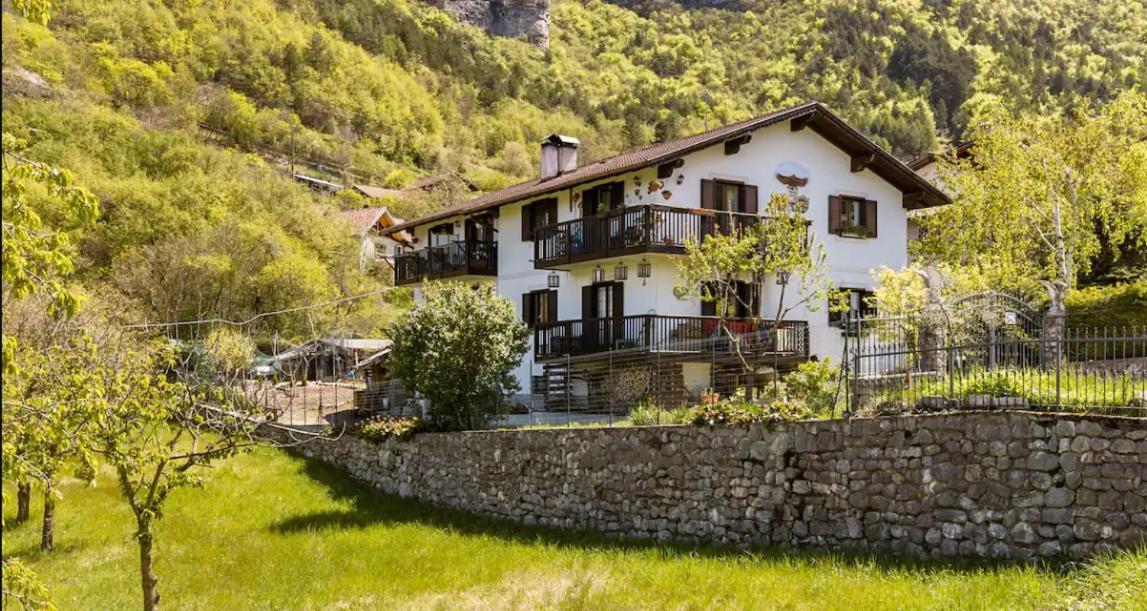 B&B Haus Senter Trambileno Exterior foto